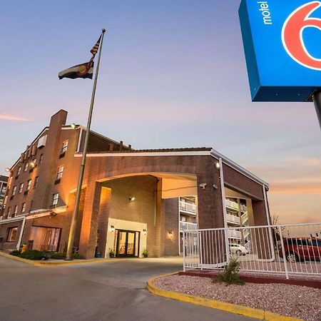 Motel 6-Colorado Springs, Co - Air Force Academy Eksteriør billede