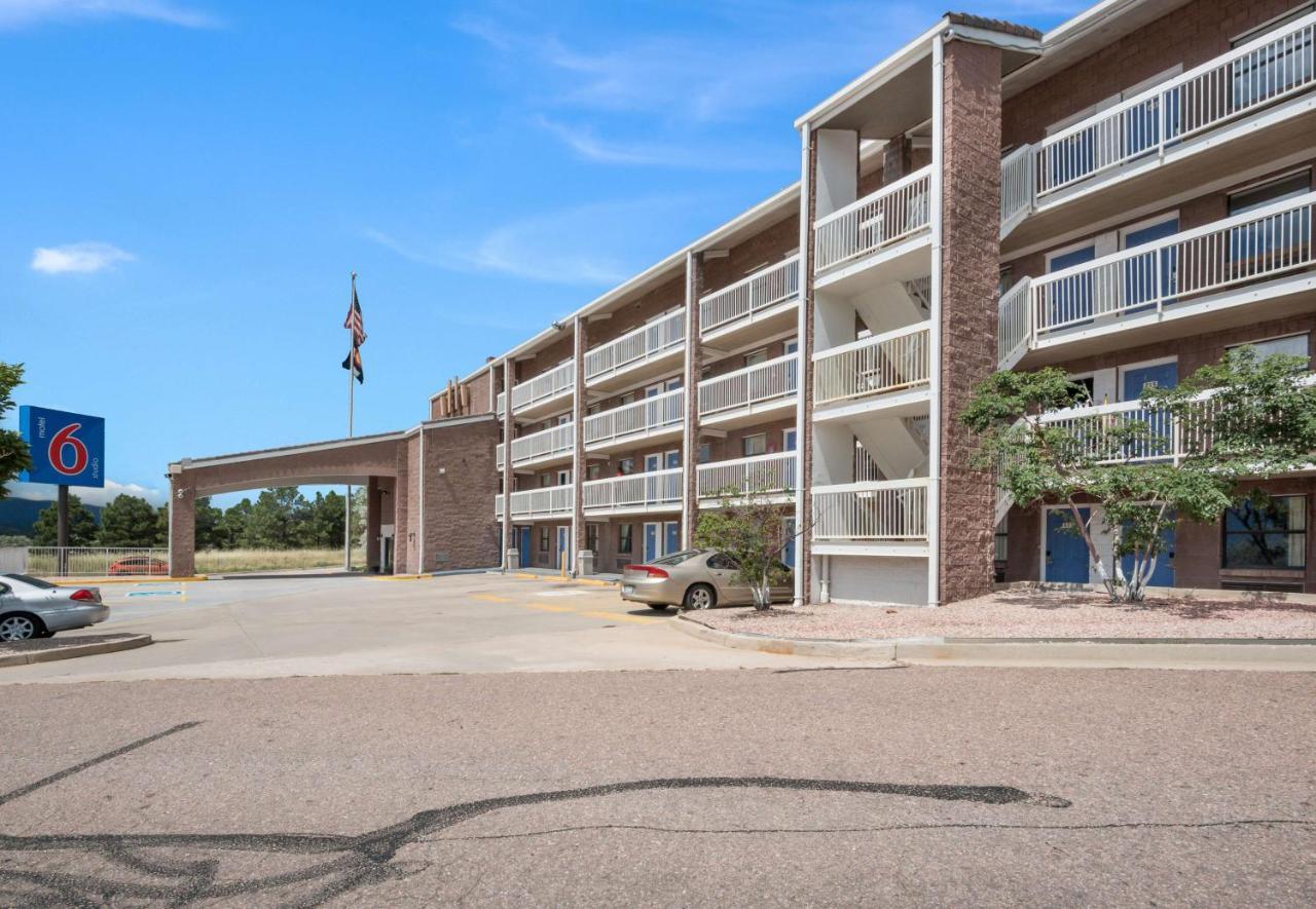 Motel 6-Colorado Springs, Co - Air Force Academy Eksteriør billede